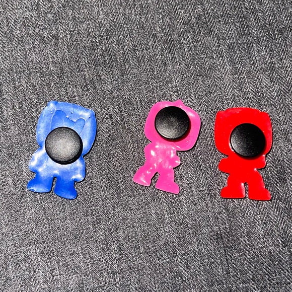 3 Power Rangers croc jibbitz’s - Picture 2 of 2